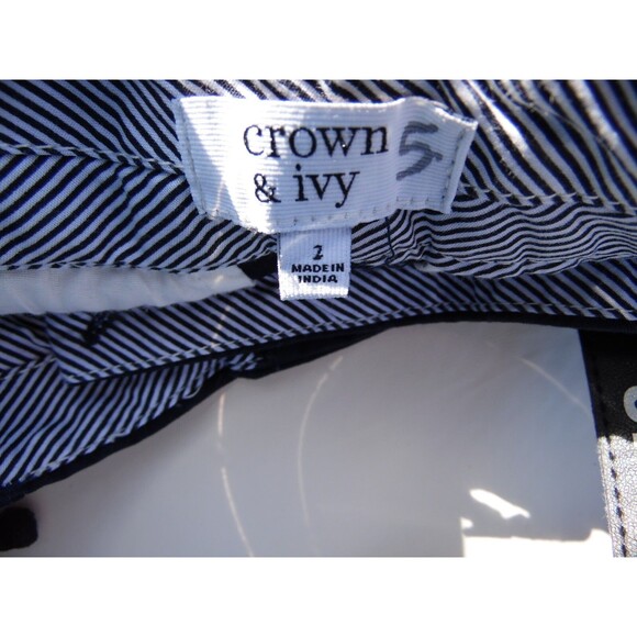 Crown & Ivy Ashley Navy Bermuda Pull On Shorts Size 2 - Picture 5 of 5